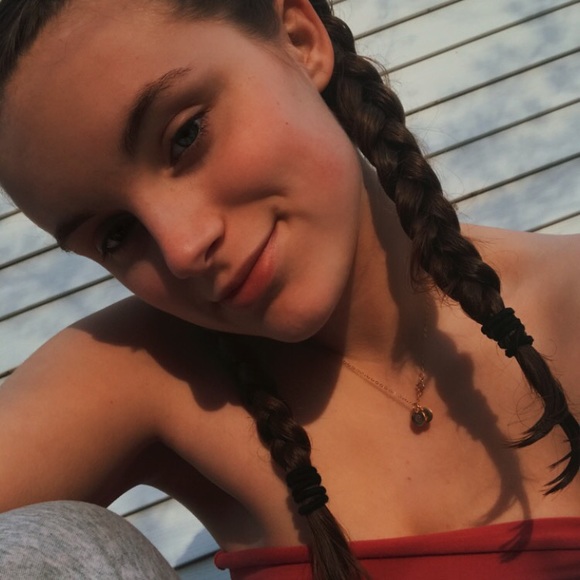 zoehughes23
